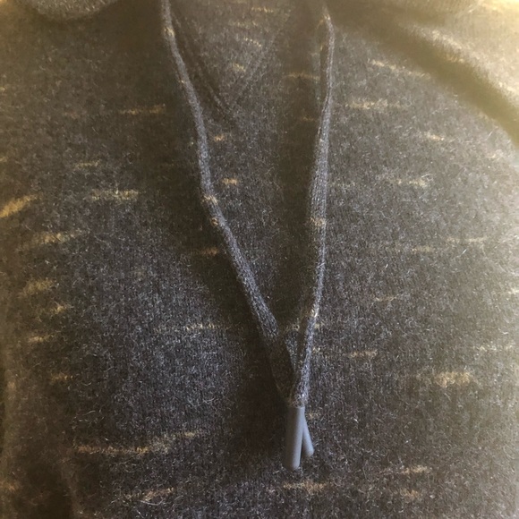 Club Monaco Cashmere Hoodie NWOT!! - Picture 7 of 11